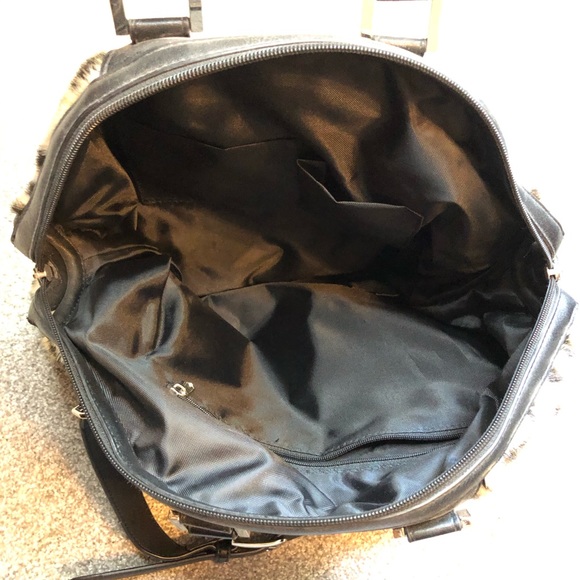 Donna Slayers Fabulous Furs Cheetah Bag w/Strap - Picture 5 of 6